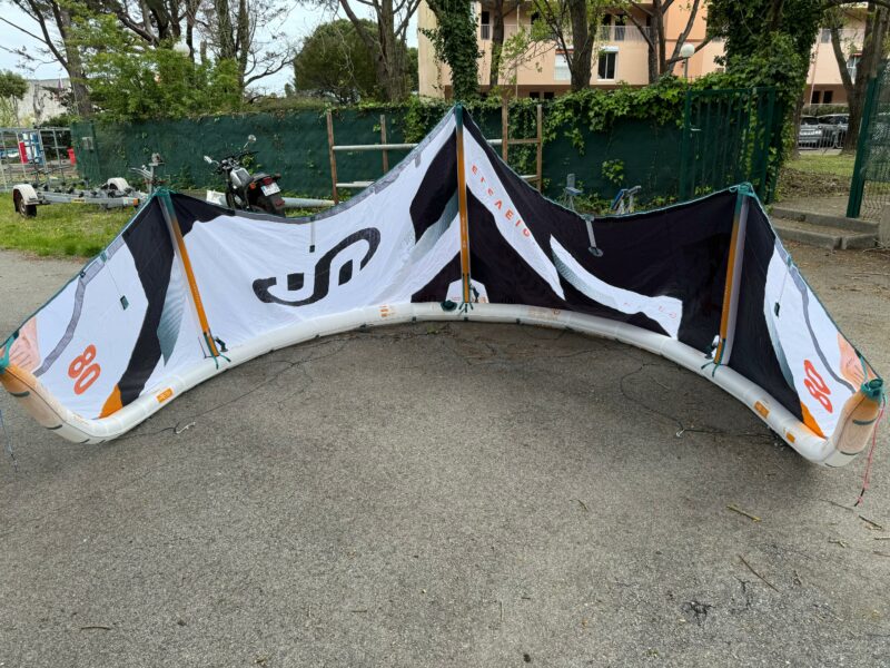 AILE DE KITESURF ELEVEIGHT RS+ V2 8m (Occasion) – Image 5