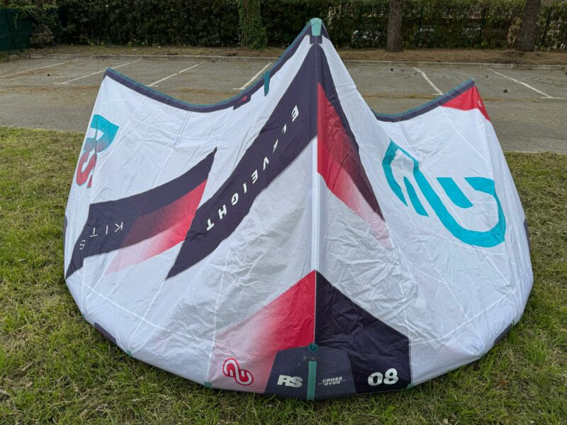 AILE DE KITESURF ELEVEIGHT RS V7 2023 8m (Occasion) – Image 2