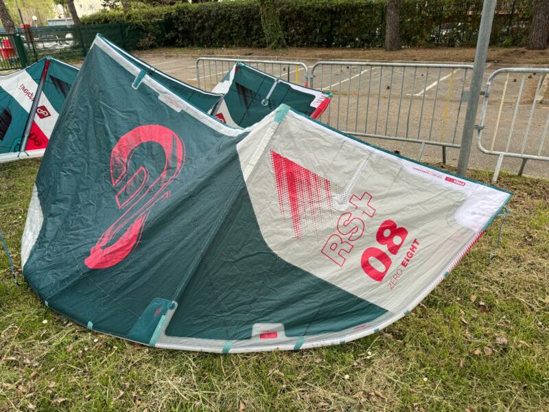 AILE DE KITESURF ELEVEIGHT RS+ V1 8m (Occasion)
